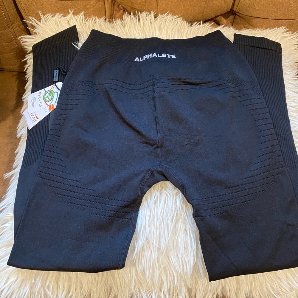 New with tags black Alphalete workout leggings- breathable stretchy amazing fit